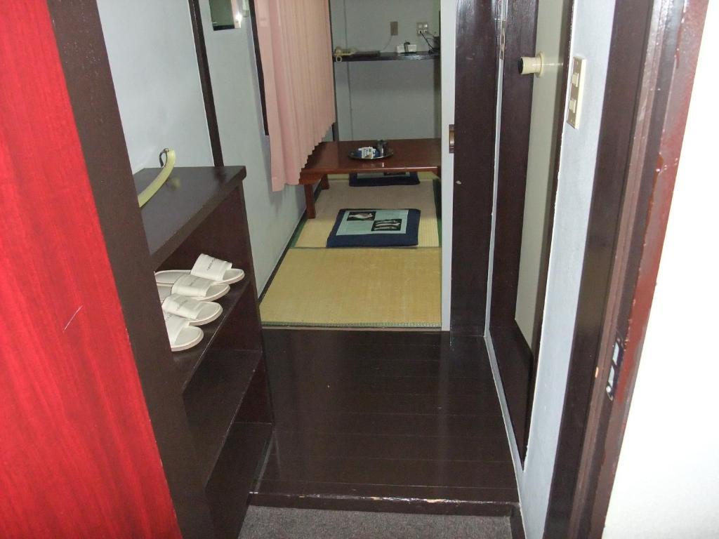 Hotel New Takahashi Takezono Цукуба Номер фото
